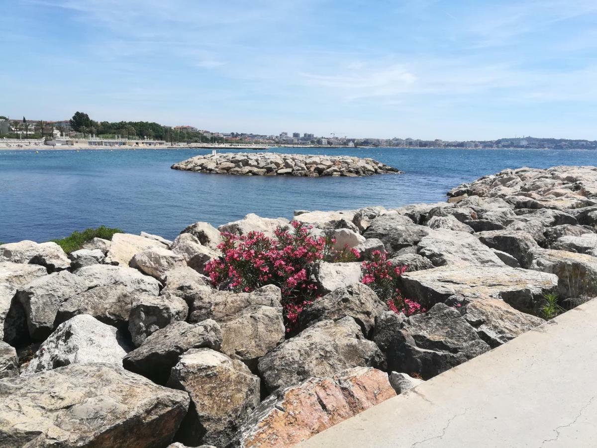 Apartamento Le Stud Golfe-Juan Exterior foto